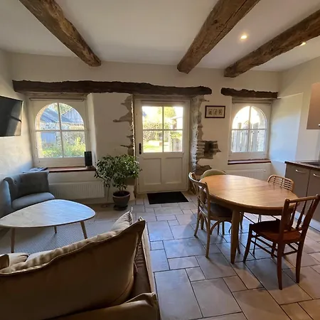 La Chaumiere De La Chaize Saint-Jouan-des-Guérets